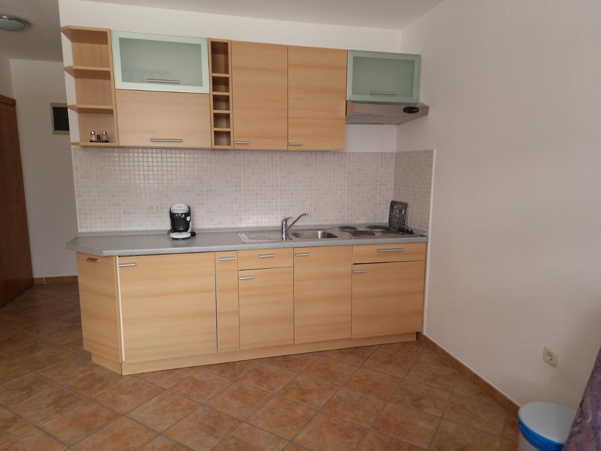 Apartments Lacic 3 Crikvenica Bagian luar foto
